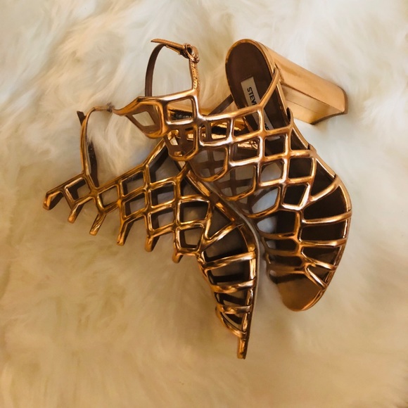 Shoes - Picture 1 of 1